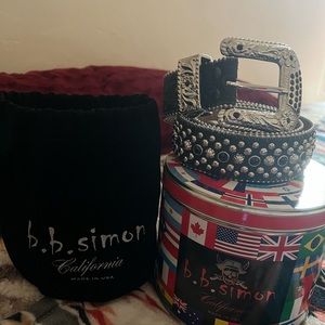 BB Simón Trojan jet black belt